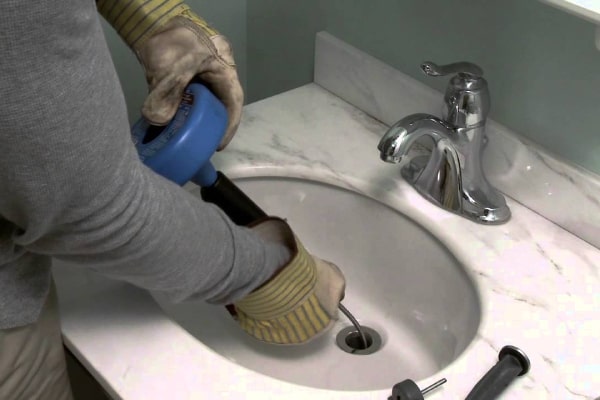 Lavabo Gideri Temizliği